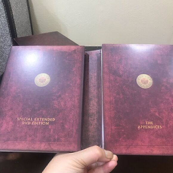 Lord of the Rings “The Two Towers” DVD set EUC - Picture 4 of 7